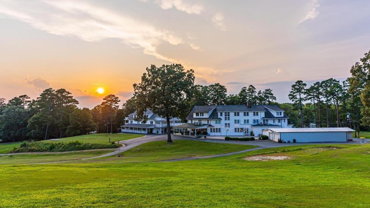 1913 Badin Inn Bagian luar foto